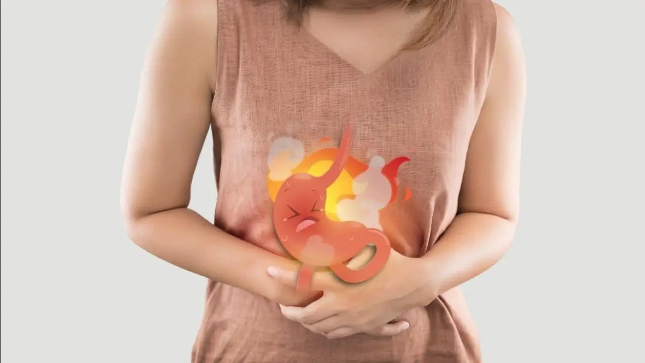 Mangi riso in bianco per il reflusso? Ecco cosa succede davvero al tuo stomaco